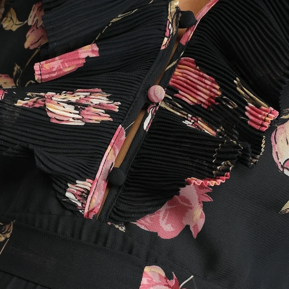 NWOT Lulus Loved By You Navy Blue Floral Print Pleated Chiffon Maxi Dress_13